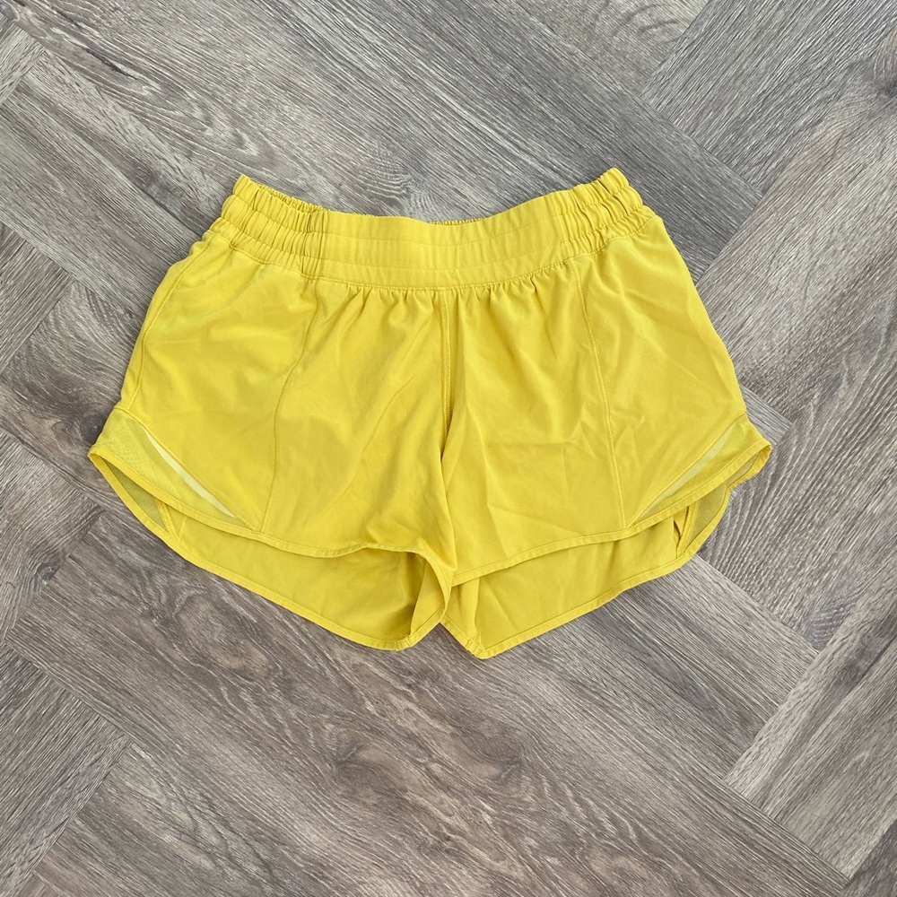 Lululemon Hotty Hot shorts